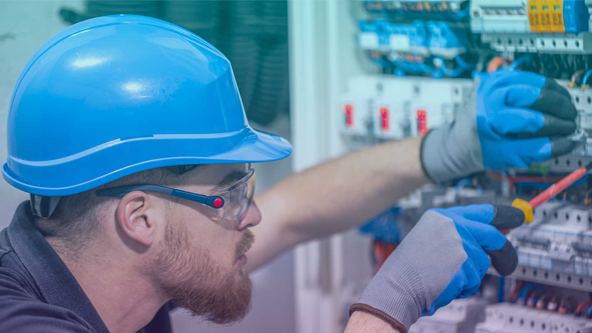 Auxiliar de Eletricista – Porto Itapoá / SC