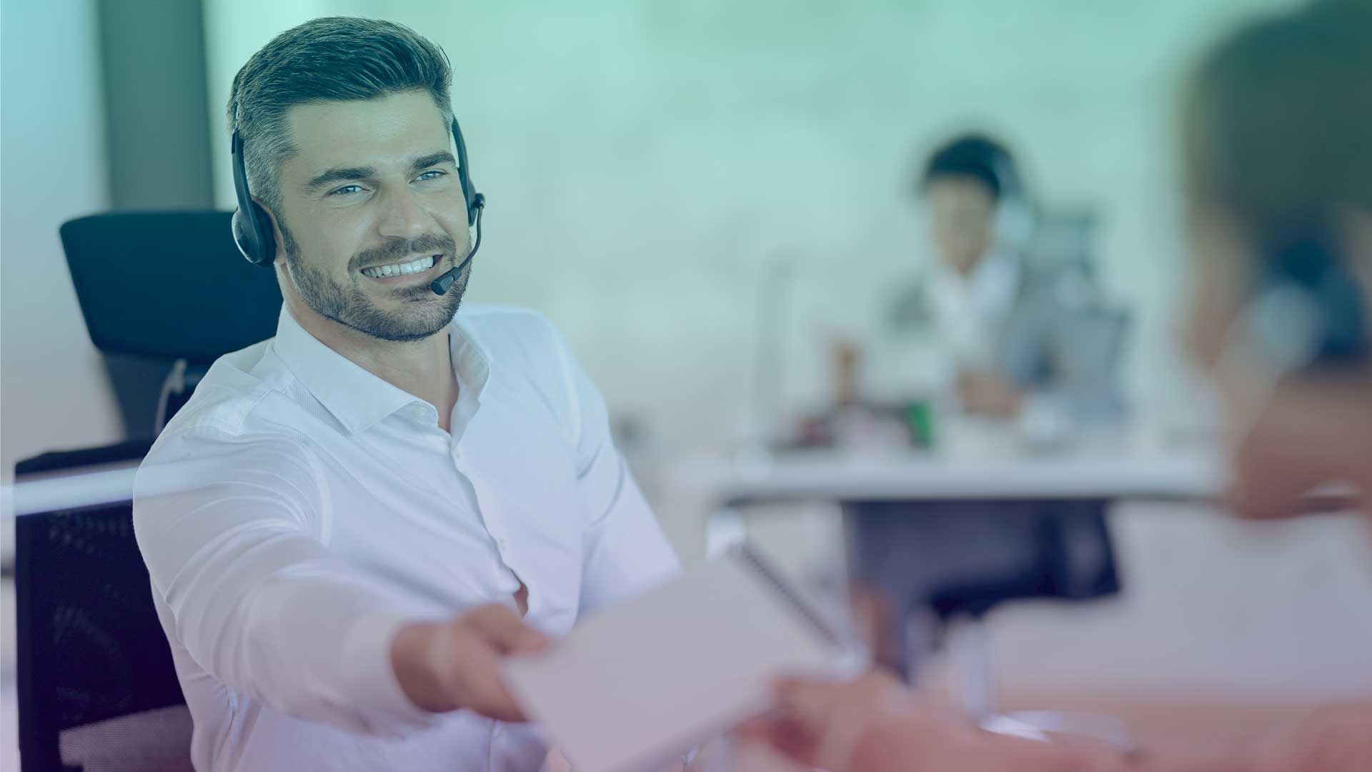 Assistente de Customer Experience